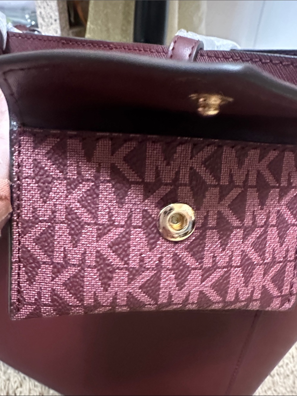 Michael Kors Wine Saffiano Leather Tote with Logo Tag - Picture 4 of 4